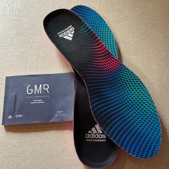 Never used..,Adidas GMR soccer play connected insoles - Picture 1 of 4